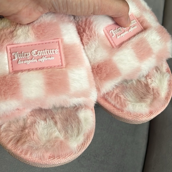 “Juicy Couture- Slippers size 6” - Picture 5 of 8